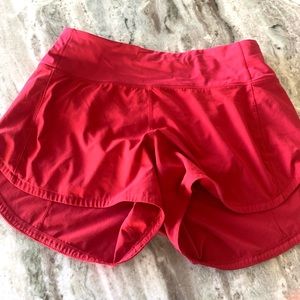 Size 6 speed up lululemon shorts